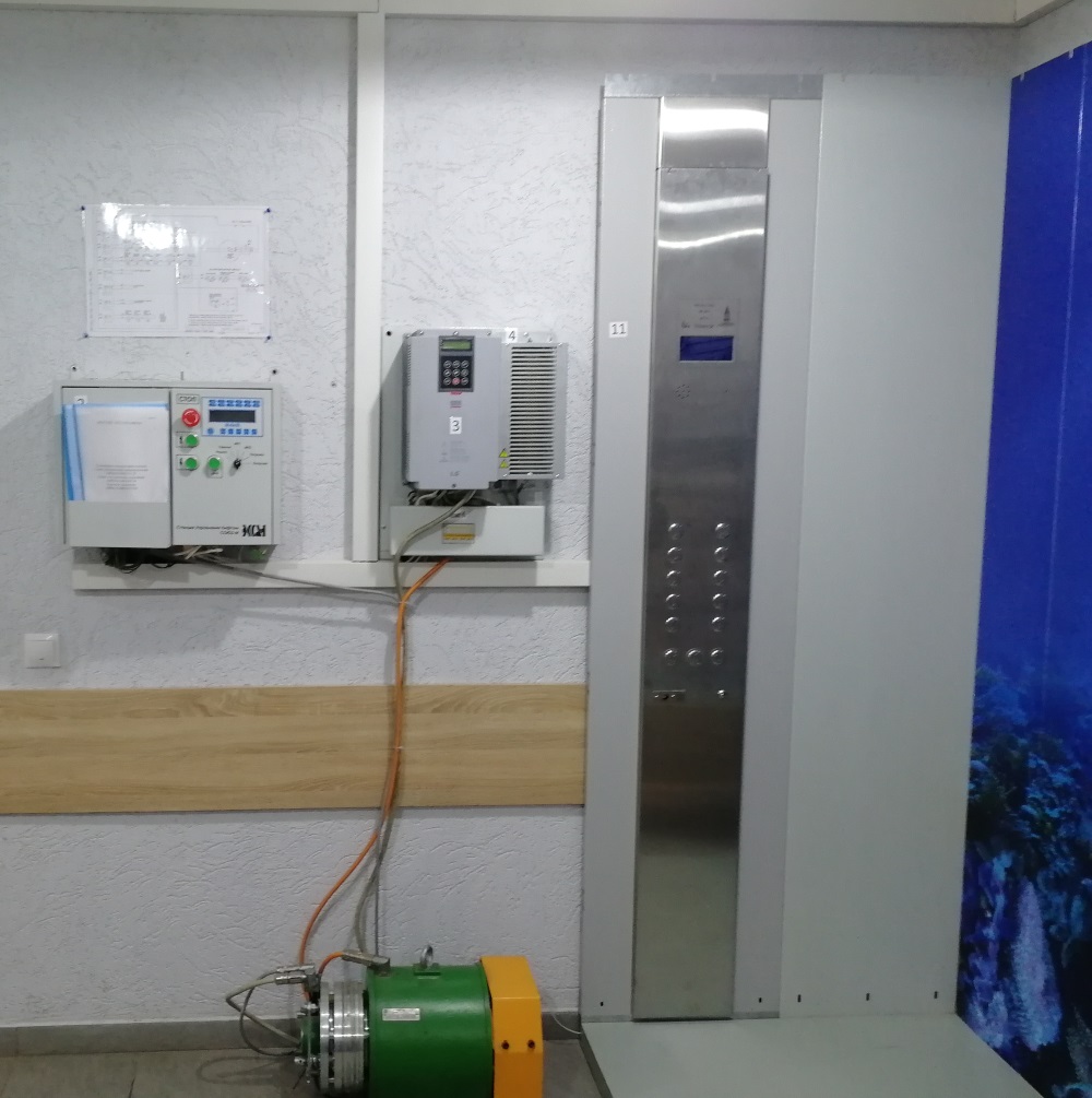 Станция управления лифтом Союз-М, Частотный преобразователь LiftIV5L с тормозным резисторным модулем ESP-TB, безредукторная лебедка серии ЛБР170.
